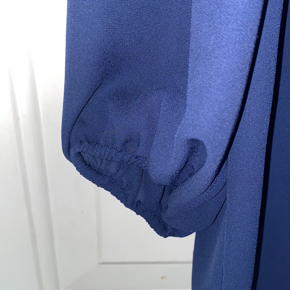 19 Cooper Navy Blouse - Picture 4 of 4